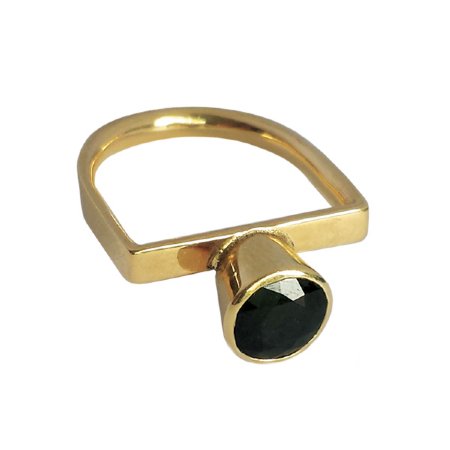 Centre Cradle with Black Sapphire in Yellow Gold - In Stock