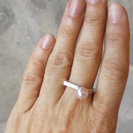 Cradle Pink Pearl Ring - Sterling Silver