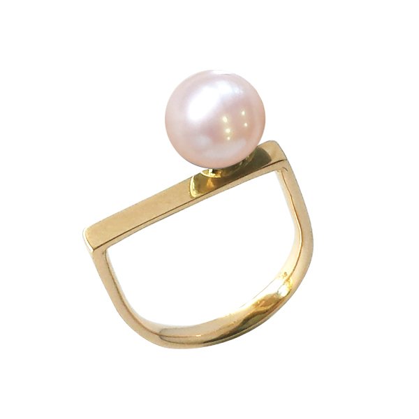 Cradle Pink Pearl Ring - Yellow Gold