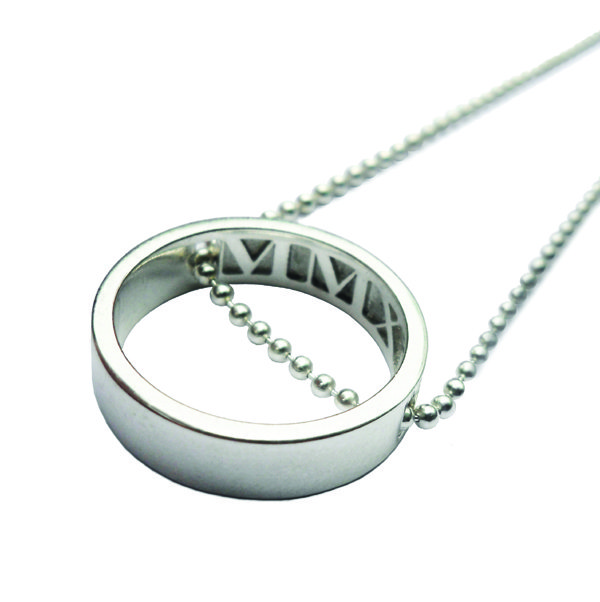 Momento Pendant - Graduation Gift