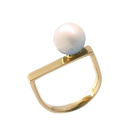 Cradle White Pearl Ring - Yellow Gold